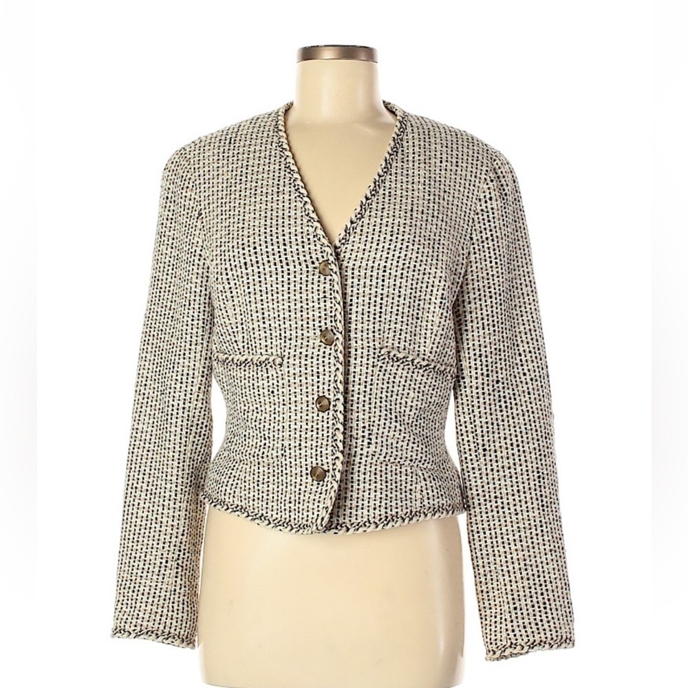 Tweed 100% silk Neiman marcus blazer